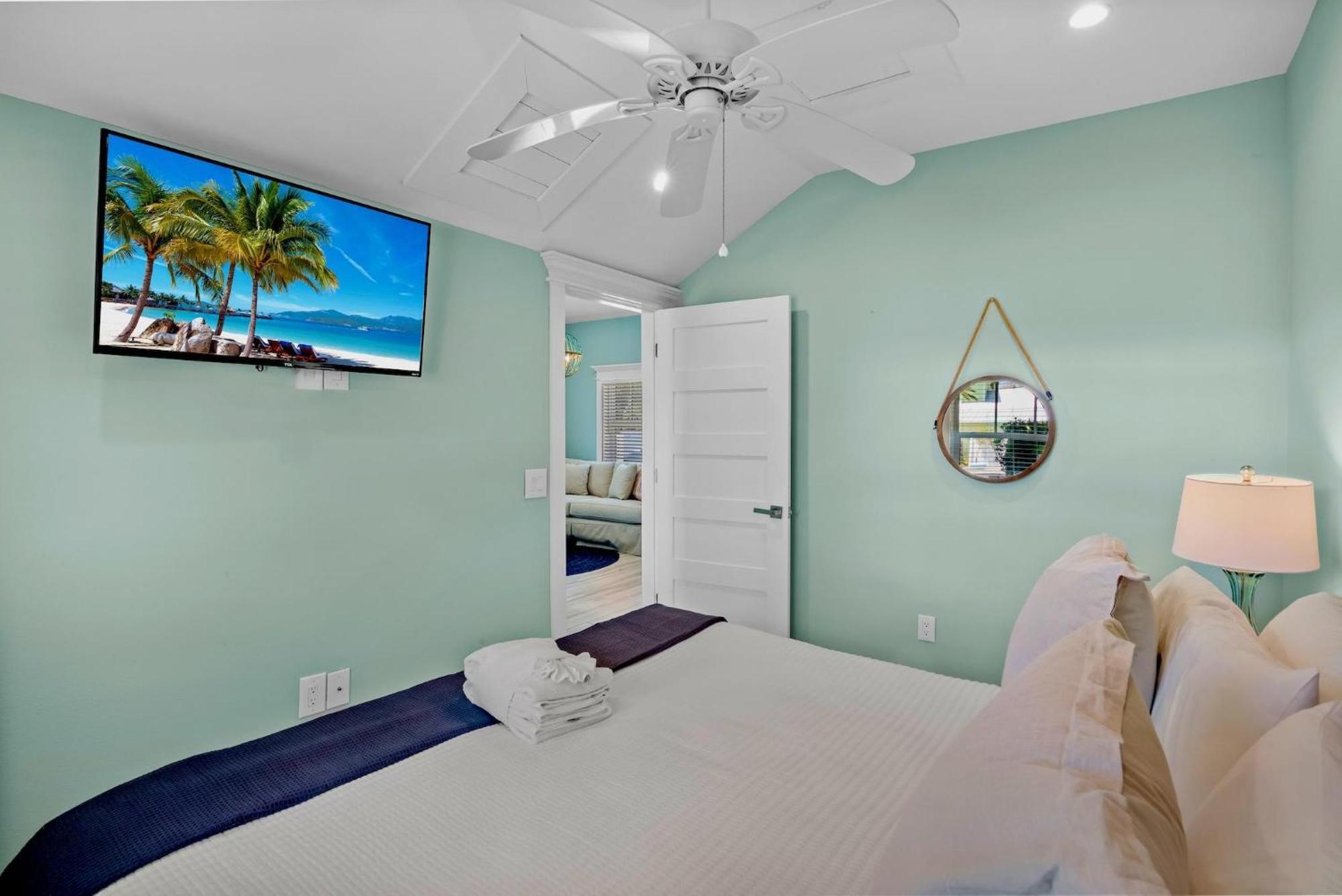 Villa #5 Seashell Holmes Beach Exterior photo